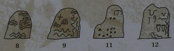 Gravures in Dolmen IIIa (Detail infopaneel Petit Mont)