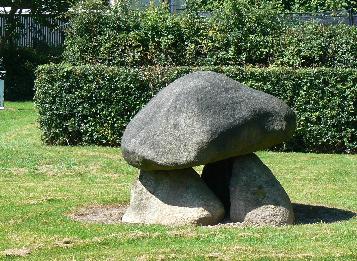 Modern mini-dolmen